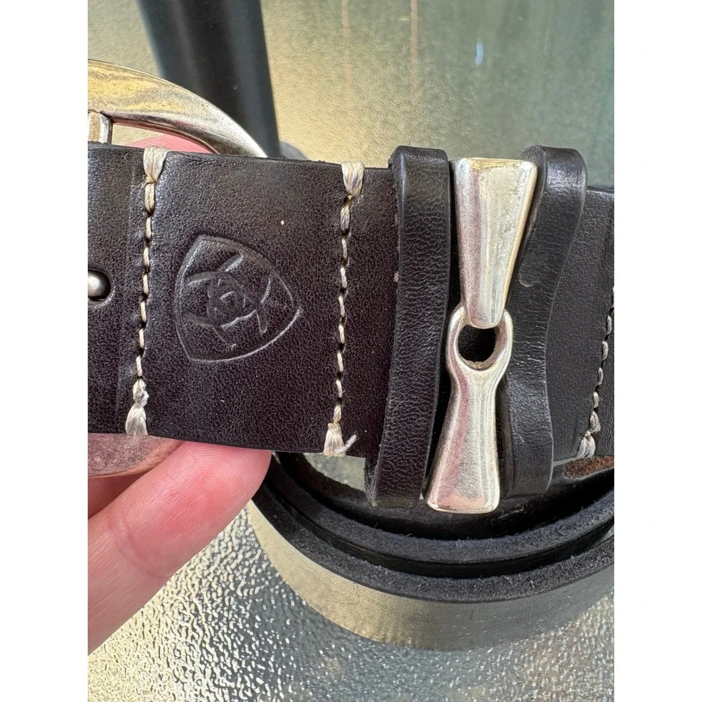 Ariat Womens Brown Leather Belt Silver Oval Buckle Contrast Stitch S 10018412
